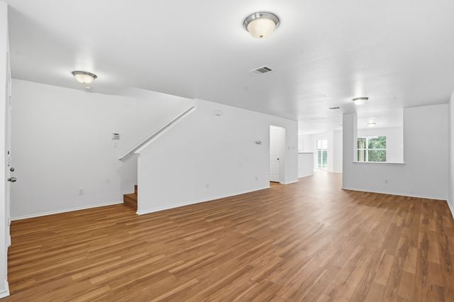 932 Robbins Way, Saginaw, TX 76179