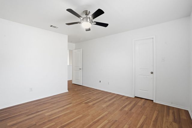 932 Robbins Way, Saginaw, TX 76179