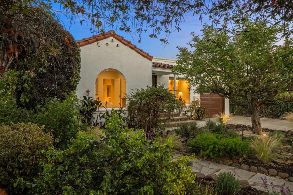 Image 1 of property listing at 1040 Haven Avenue, Redwood City, CA 94063