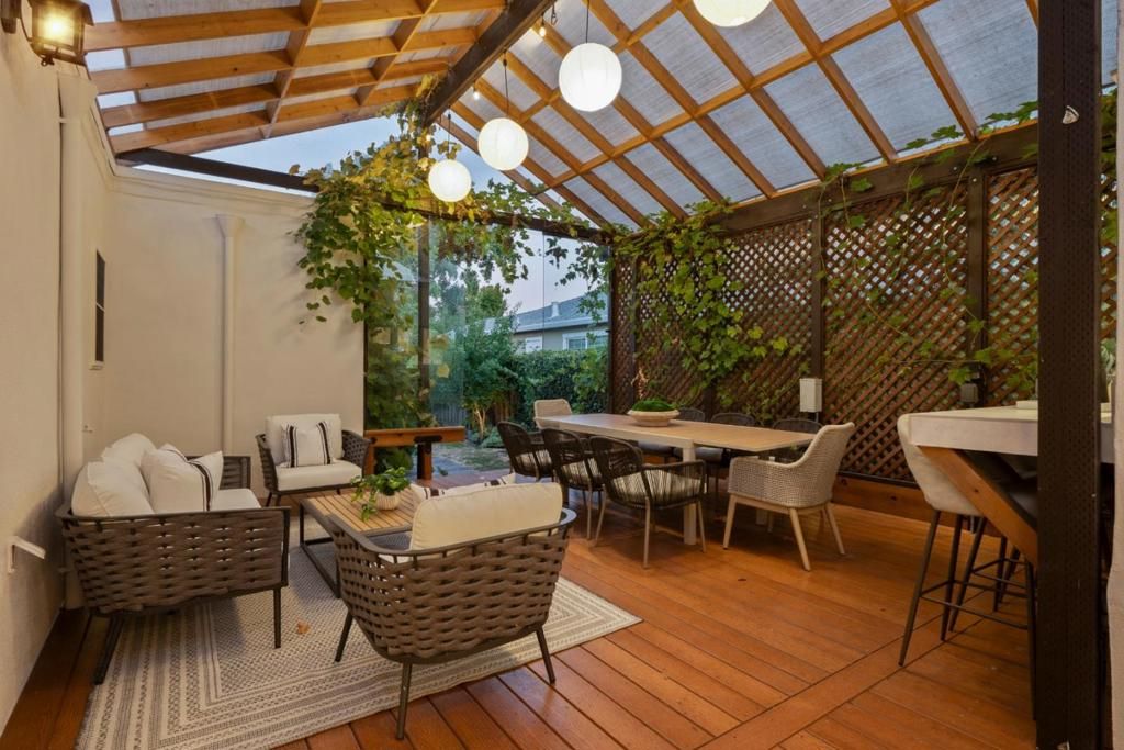 Image 30 of property listing at 1040 Haven Avenue, Redwood City, CA 94063