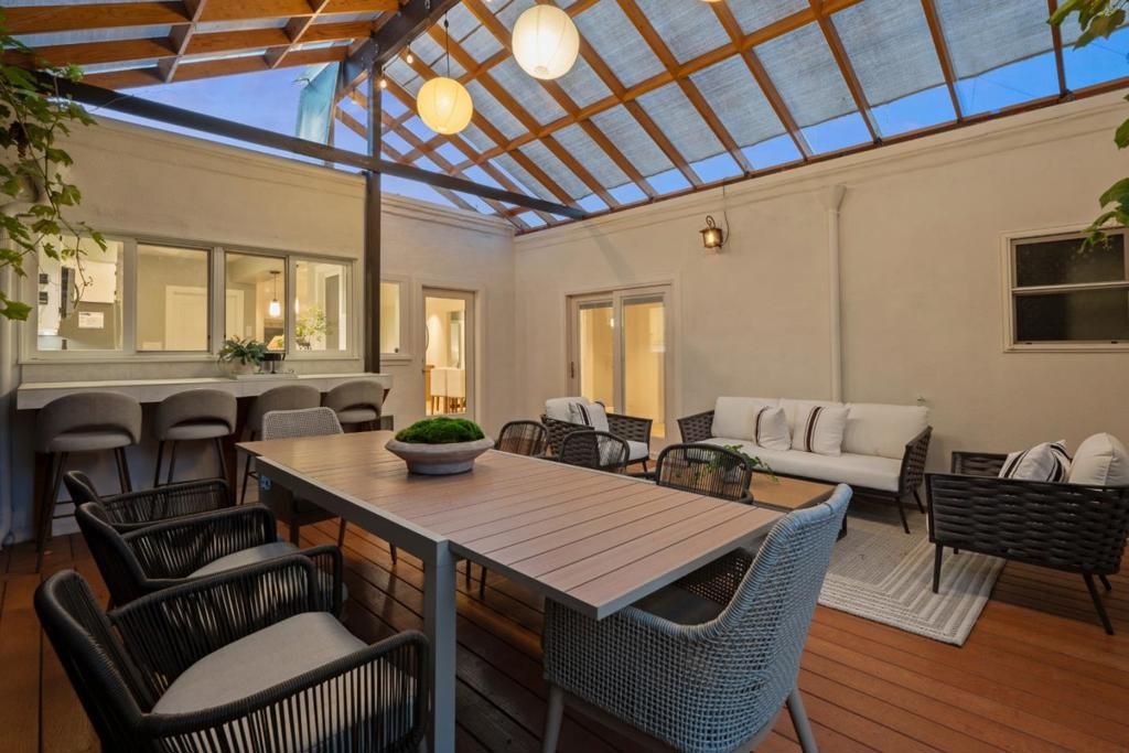 Image 31 of property listing at 1040 Haven Avenue, Redwood City, CA 94063