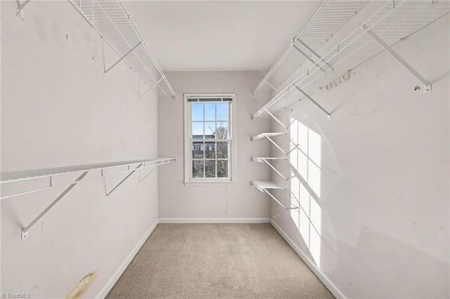 802 Lisa Run Court, Kernersville, NC 27284