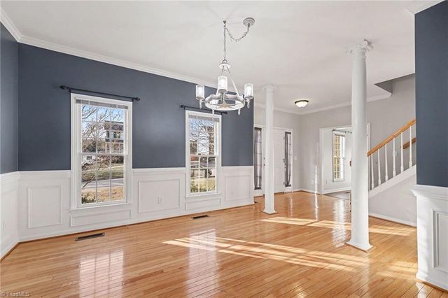 802 Lisa Run Court, Kernersville, NC 27284