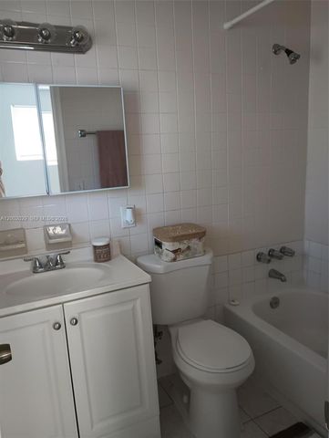 1433 SW 24th Ct 1, Fort Lauderdale, FL 33315