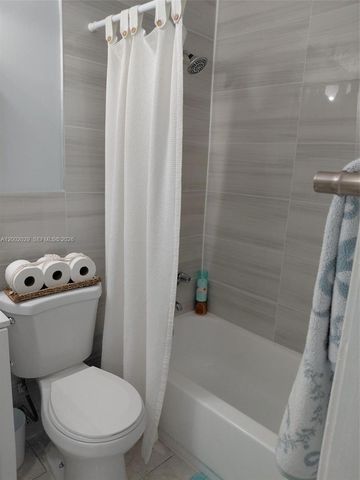 1433 SW 24th Ct 1, Fort Lauderdale, FL 33315