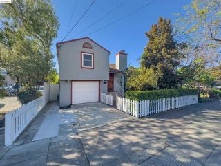 2300 Ashby Ave, Berkeley, CA 94705