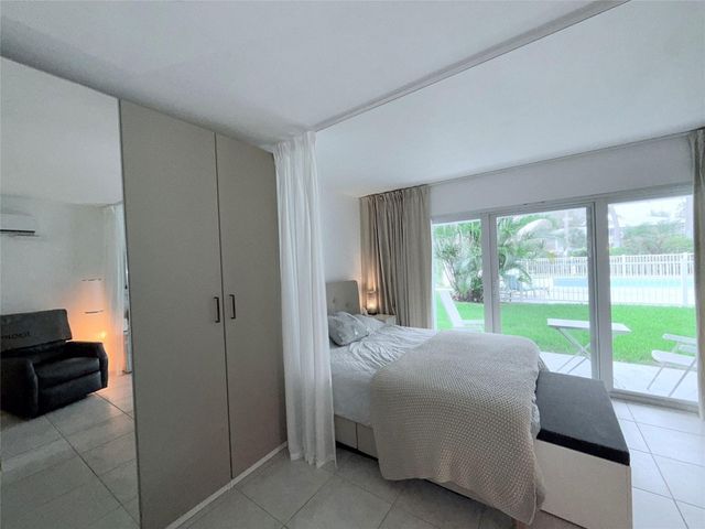 3223 NE 12th Street 6E, Pompano Beach, FL 33062