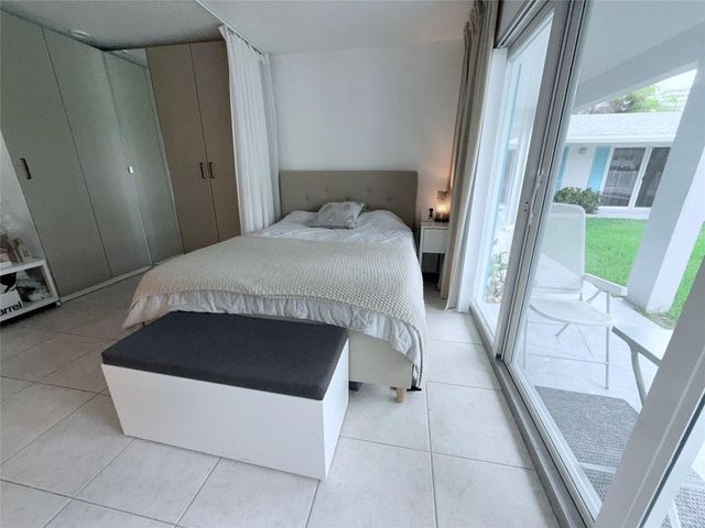 3223 NE 12th Street 6E, Pompano Beach, FL 33062