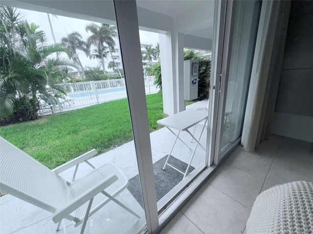 3223 NE 12th Street 6E, Pompano Beach, FL 33062