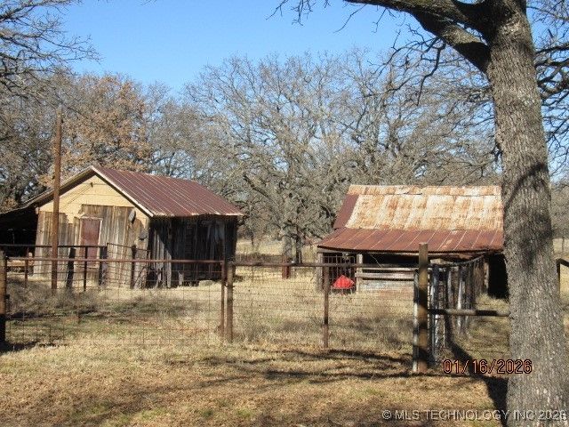 1571 Hospital, Healdton, OK 73463