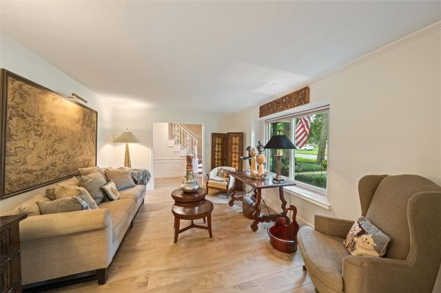 11810 Cypresswood Drive, Houston, TX 77070