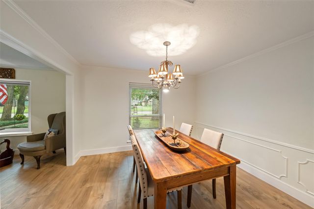 11810 Cypresswood Drive, Houston, TX 77070