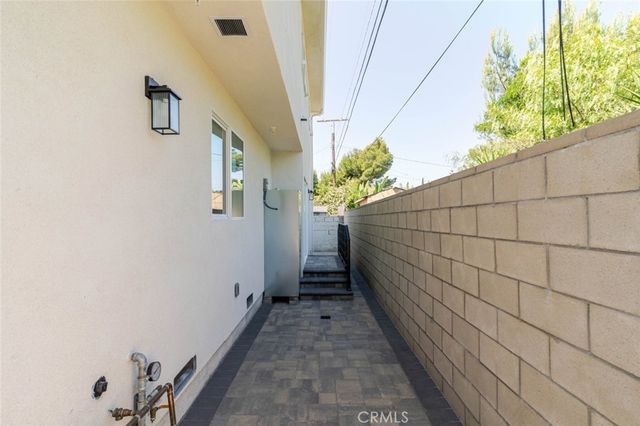 11969 Redbank Street, Sun Valley, CA 91352