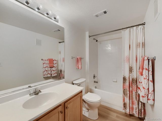 1080 Opal St 201, Broomfield, CO 80020