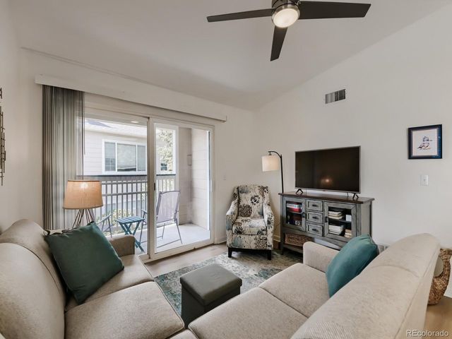 1080 Opal St 201, Broomfield, CO 80020