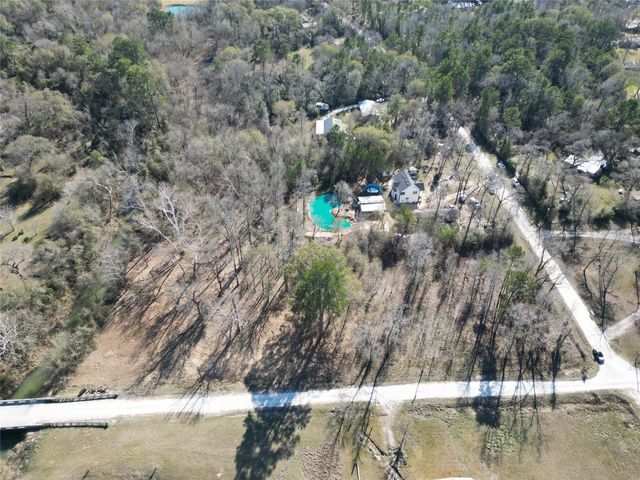 000 Red Oak Drive, Plantersville, TX 77363