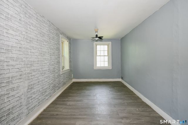 286 Bloomfield Avenue, West Hartford, CT 06117
