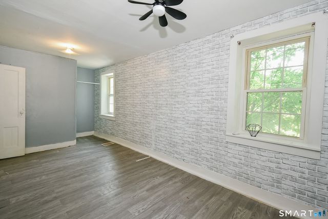 286 Bloomfield Avenue, West Hartford, CT 06117