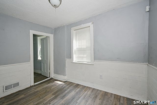 286 Bloomfield Avenue, West Hartford, CT 06117