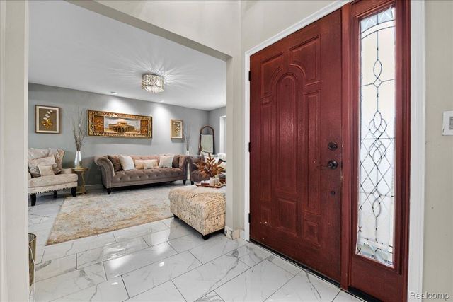 24364 Curtis Drive, Brownstown Charter Township, MI 48134