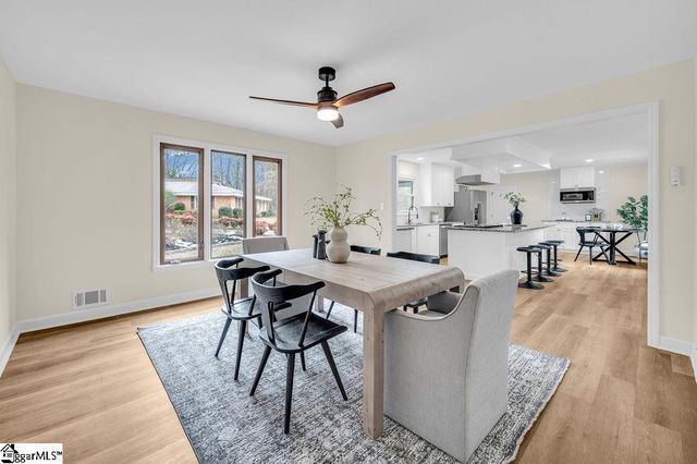 311 Dunbarton Court, Spartanburg, SC 29307