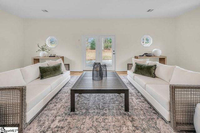 311 Dunbarton Court, Spartanburg, SC 29307