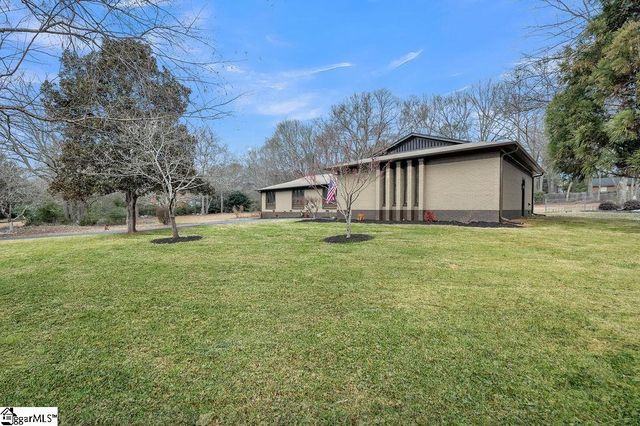 311 Dunbarton Court, Spartanburg, SC 29307