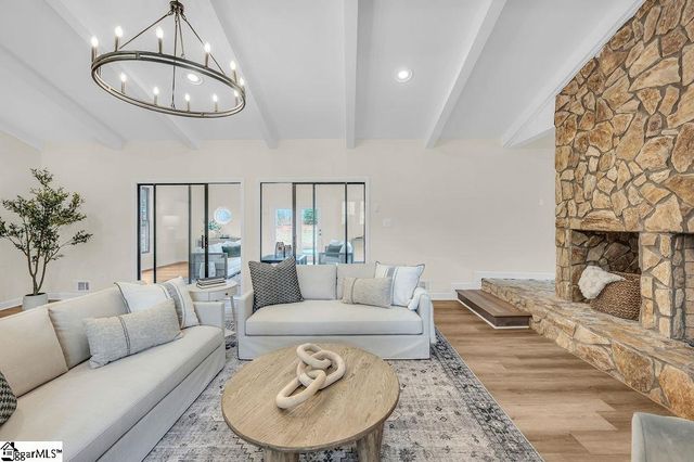 311 Dunbarton Court, Spartanburg, SC 29307