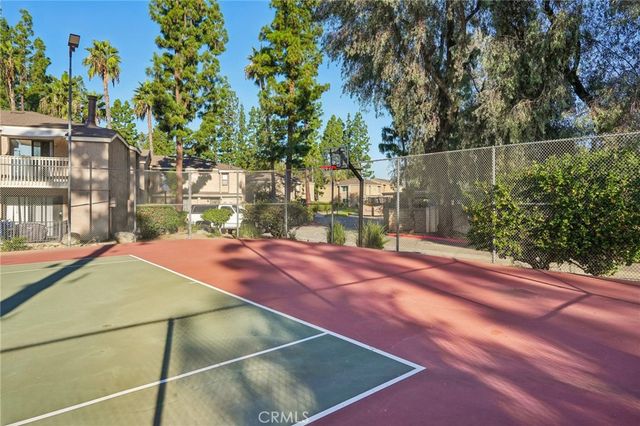 969 S Mountain, Ontario, CA 91762