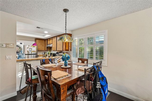 969 S Mountain, Ontario, CA 91762