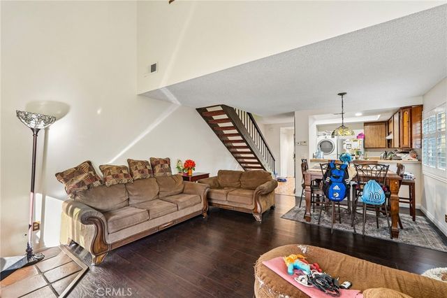 969 S Mountain, Ontario, CA 91762