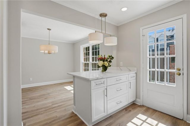 5 Independence Place NW, Atlanta, GA 30318