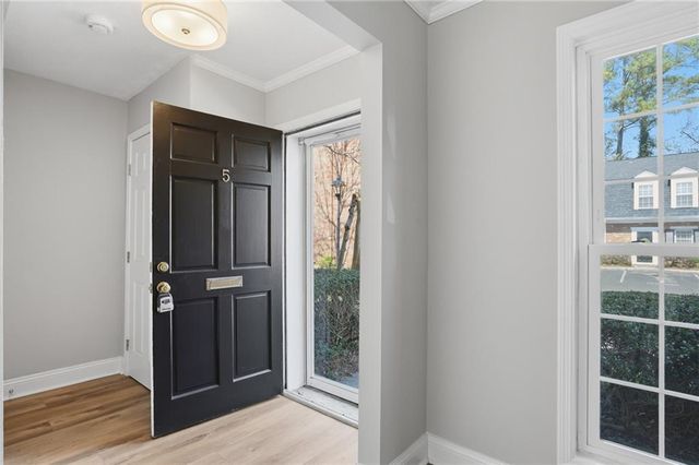 5 Independence Place NW, Atlanta, GA 30318