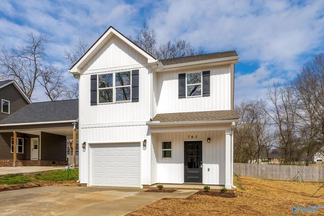 705 SE Rock Street, Hartselle, AL 35640