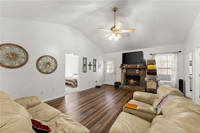 175 Blacks Mill Court, Dawsonville, GA 30534