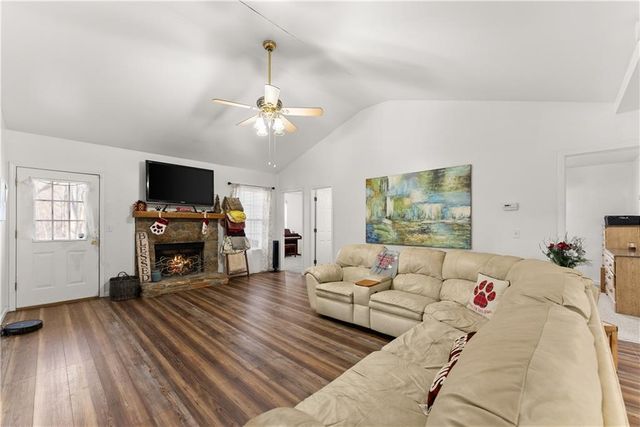 175 Blacks Mill Court, Dawsonville, GA 30534