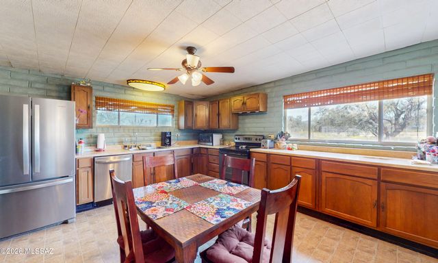 10410 N Gila Road, Tucson, AZ 85742