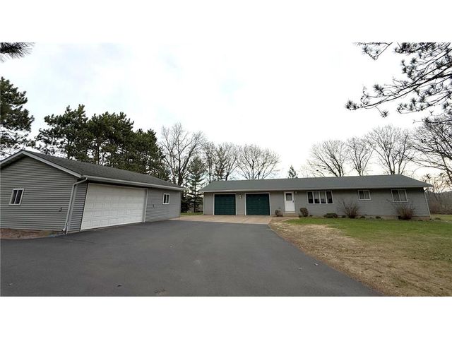 4437 Old Wells Road, Eau Claire, WI 54703