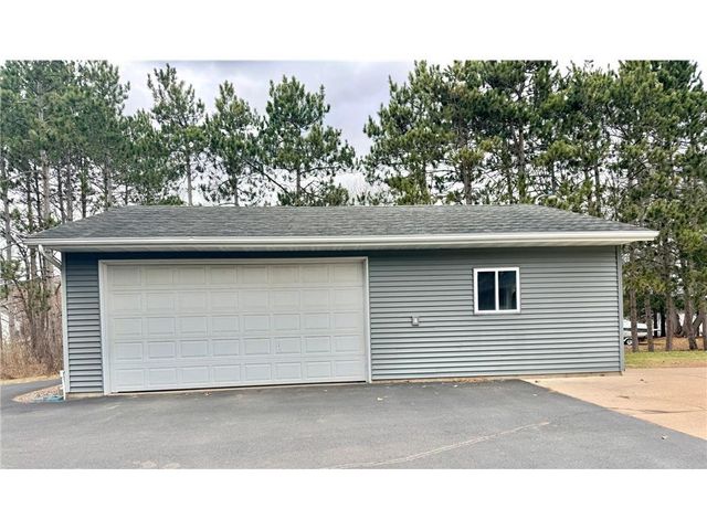 4437 Old Wells Road, Eau Claire, WI 54703
