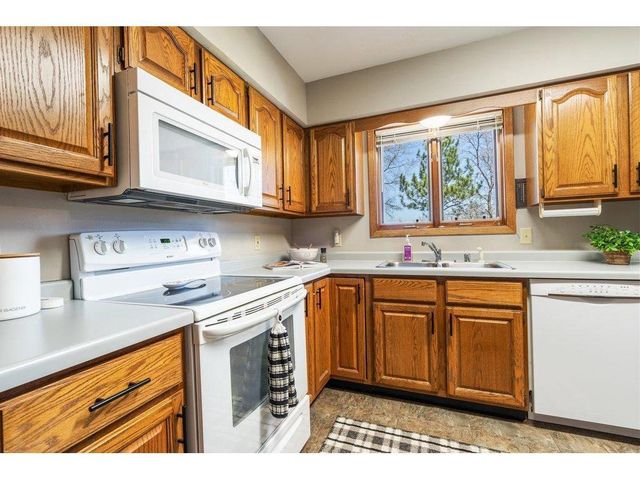 4437 Old Wells Road, Eau Claire, WI 54703