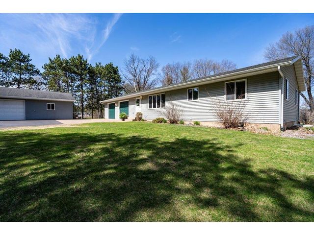 4437 Old Wells Road, Eau Claire, WI 54703
