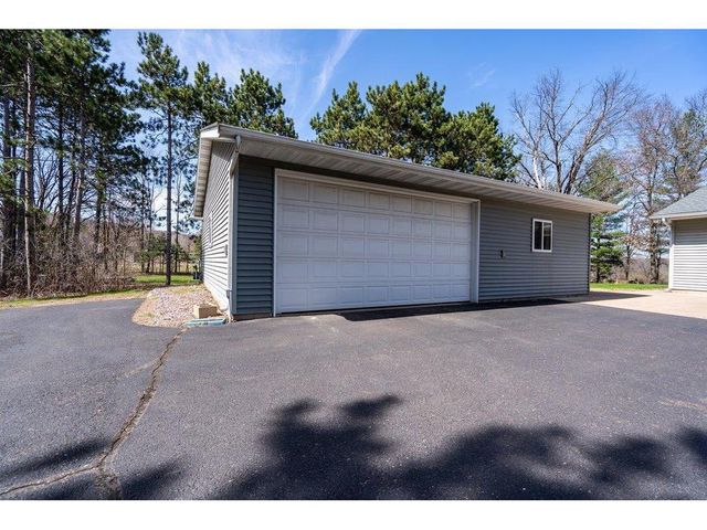 4437 Old Wells Road, Eau Claire, WI 54703