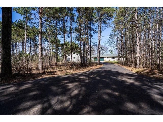 4437 Old Wells Road, Eau Claire, WI 54703