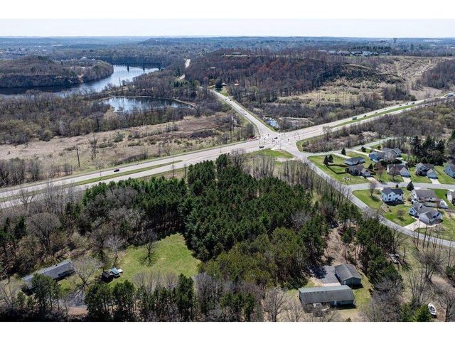 4437 Old Wells Road, Eau Claire, WI 54703