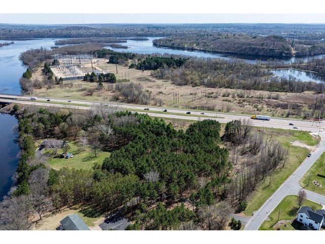 4437 Old Wells Road, Eau Claire, WI 54703
