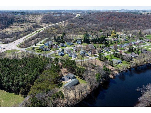 4437 Old Wells Road, Eau Claire, WI 54703