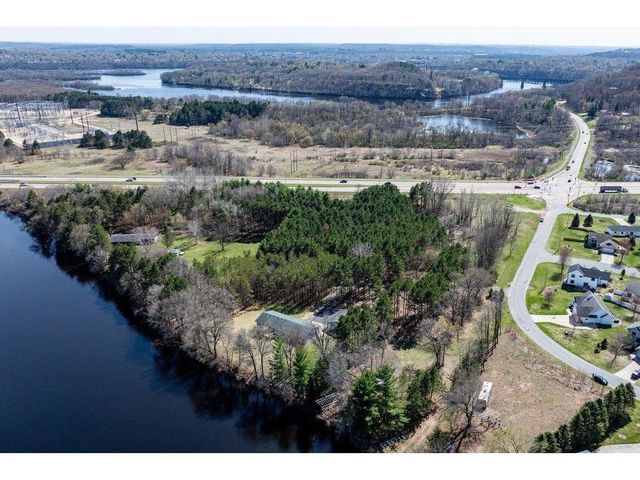 4437 Old Wells Road, Eau Claire, WI 54703
