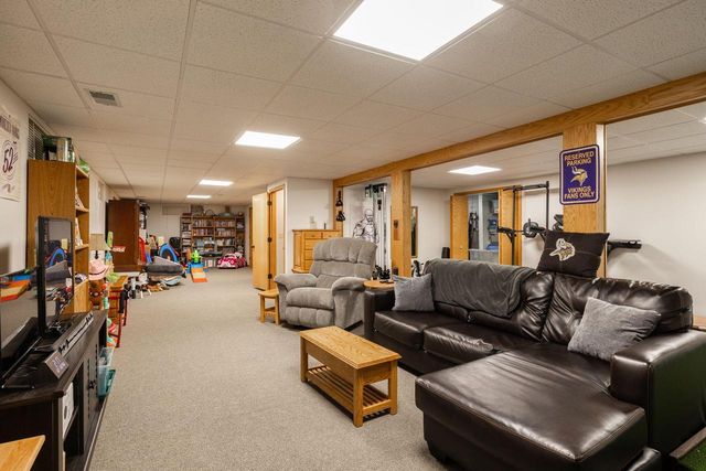 927 Streblow STREET, Onalaska, WI 54650