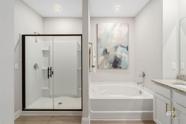 9396 Swan Point Road, Daphne, AL 36526