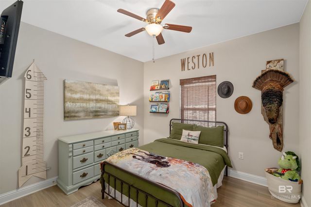 9396 Swan Point Road, Daphne, AL 36526